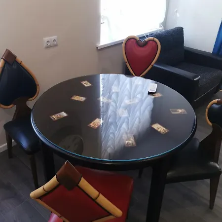 Lägenhetshotell With Free Parking Riga