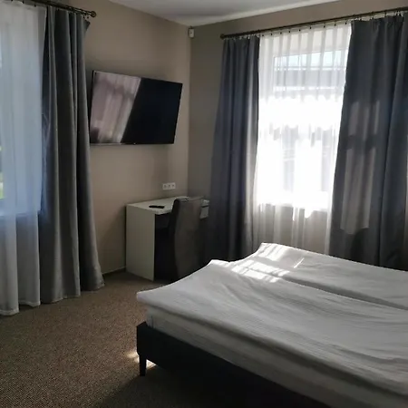 With Free Parking Apartahotel