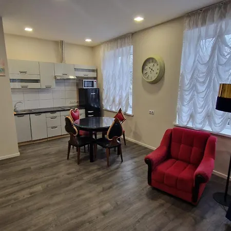 Aparthotel With Free Parking