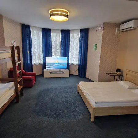 With Free Parking Aparthotel