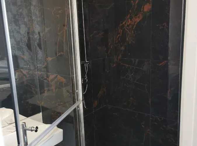 With Free Parking Aparthotel Riga