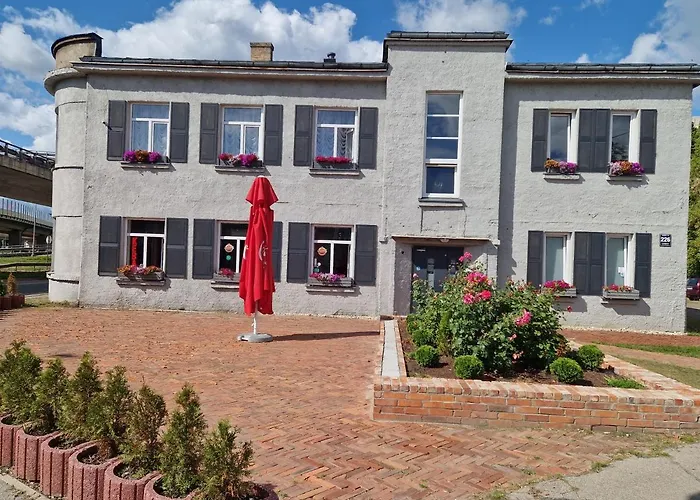 With Free Parking Aparthotel 4*