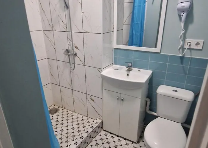 With Free Parking Aparthotel 4*