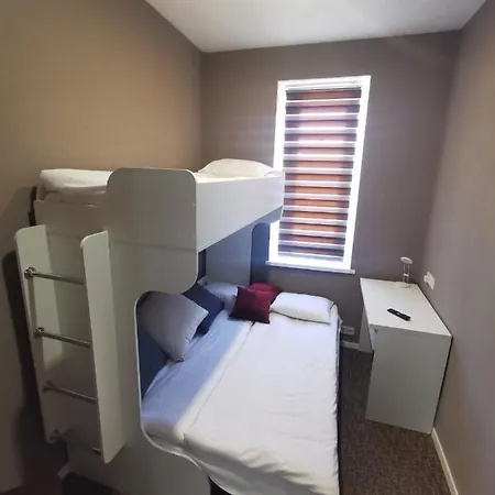 アパートホテル With Free Parking 4*